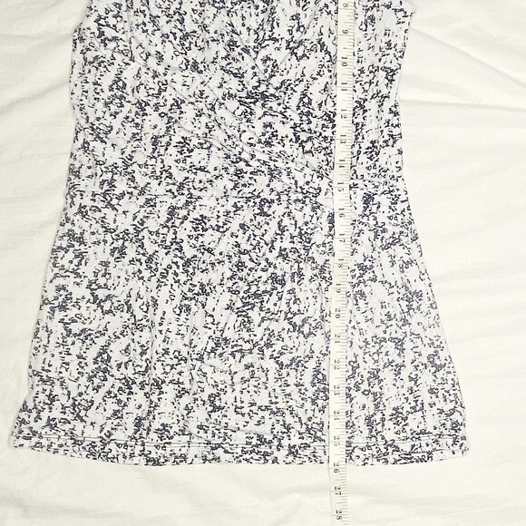 NWT H&M Black & White Speckled Faux Wrap Top Size Small - Picture 7 of 7